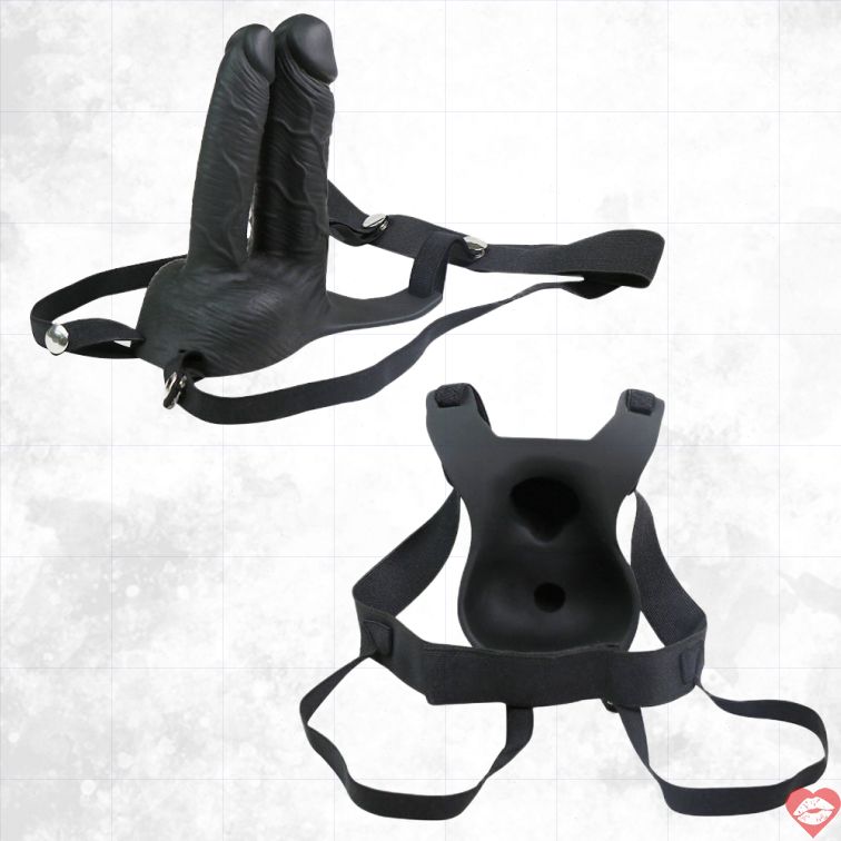 Hollow Strap On Dildo Rung Đâm Đôi Sâu 