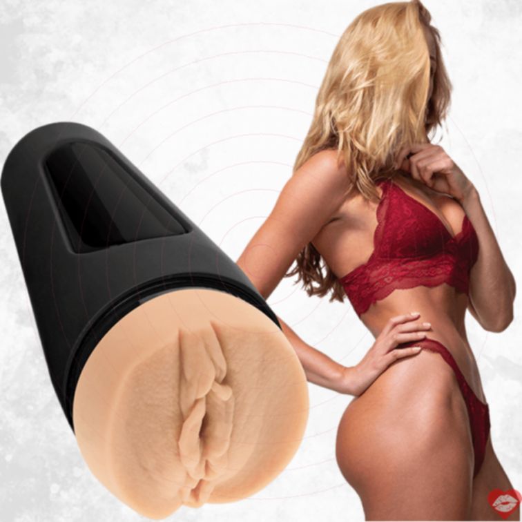 Main Squeeze Leo Stroker Lồn Sao Thực Tế Chính Hãng 