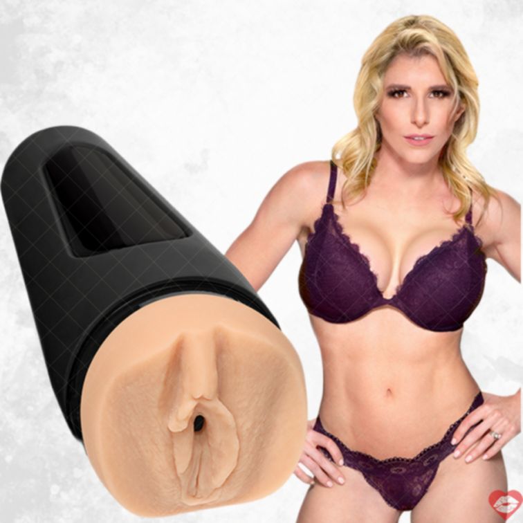 Main Squeeze Cory Chase Mút Thực Tế Đỉnh 