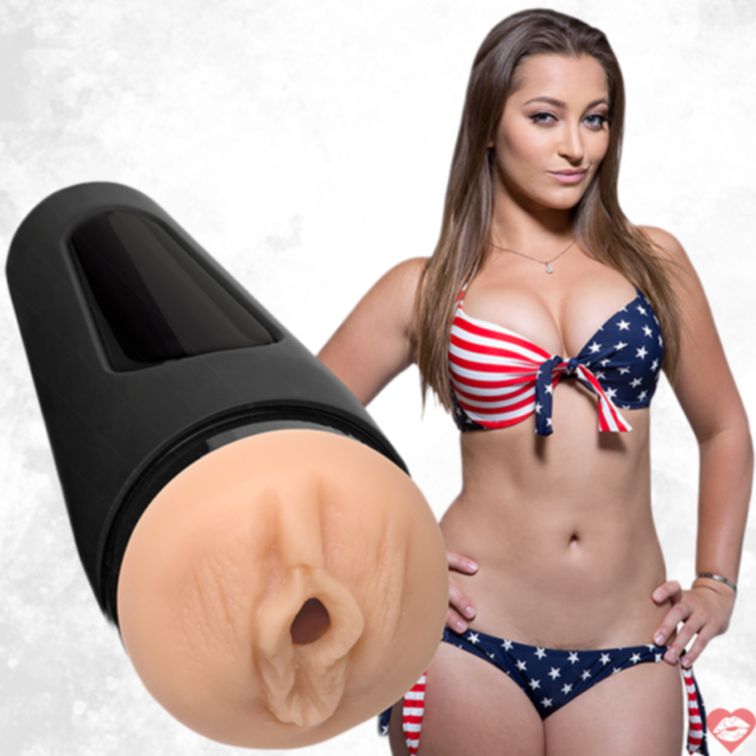 Main Squeeze Dani Vulva Đúc Thật Khôg Thể 