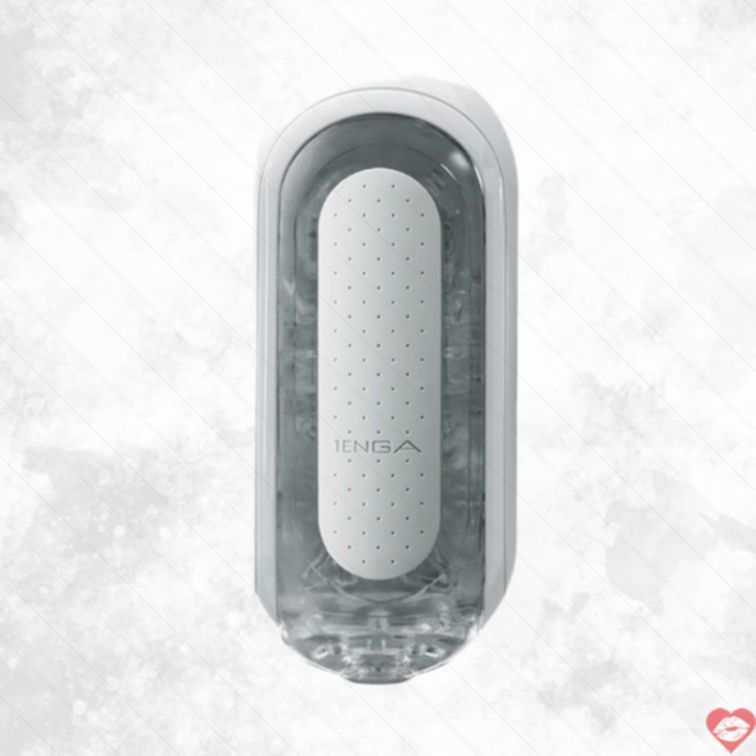 Tenga Flip Zero Trắng Bám Hút Mạnh Tột Độ 