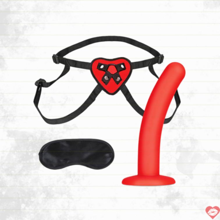 Strap-On Tim Đỏ Lux Fetish Nồng Cháy Đam Mê 