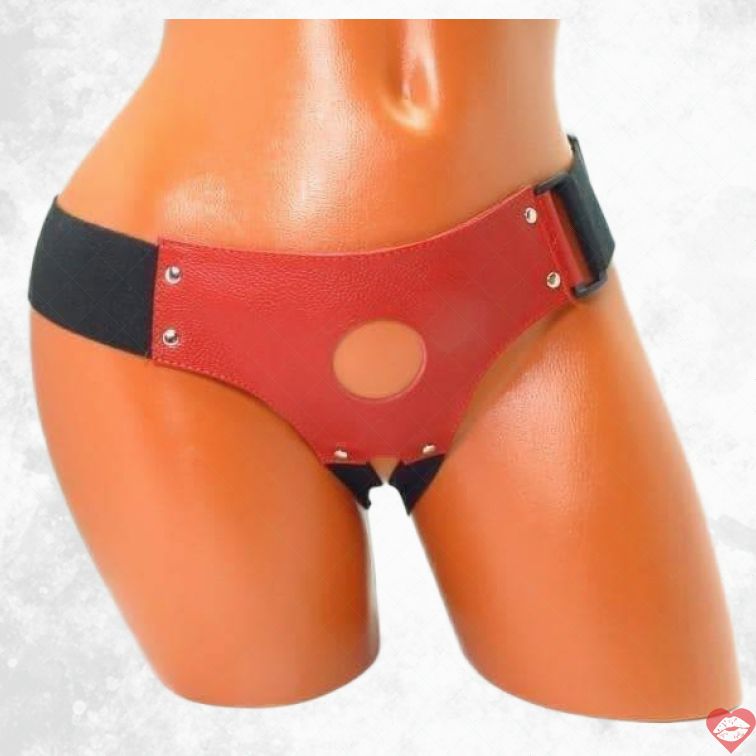 Quần Strapon Da Đỏ 4cm BDSM Hút Hồn Đam Mê 